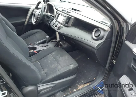 2015 Toyota Rav4 Le z USA, uszkodzony, nr VIN 2T3BFREV0FW322805